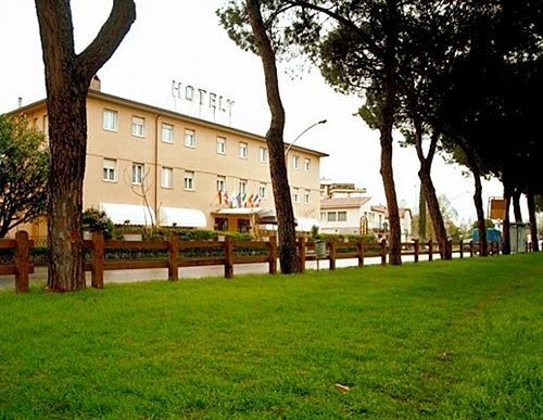 Hotel Masaccio San Giovanni Valdarno Bagian luar foto
